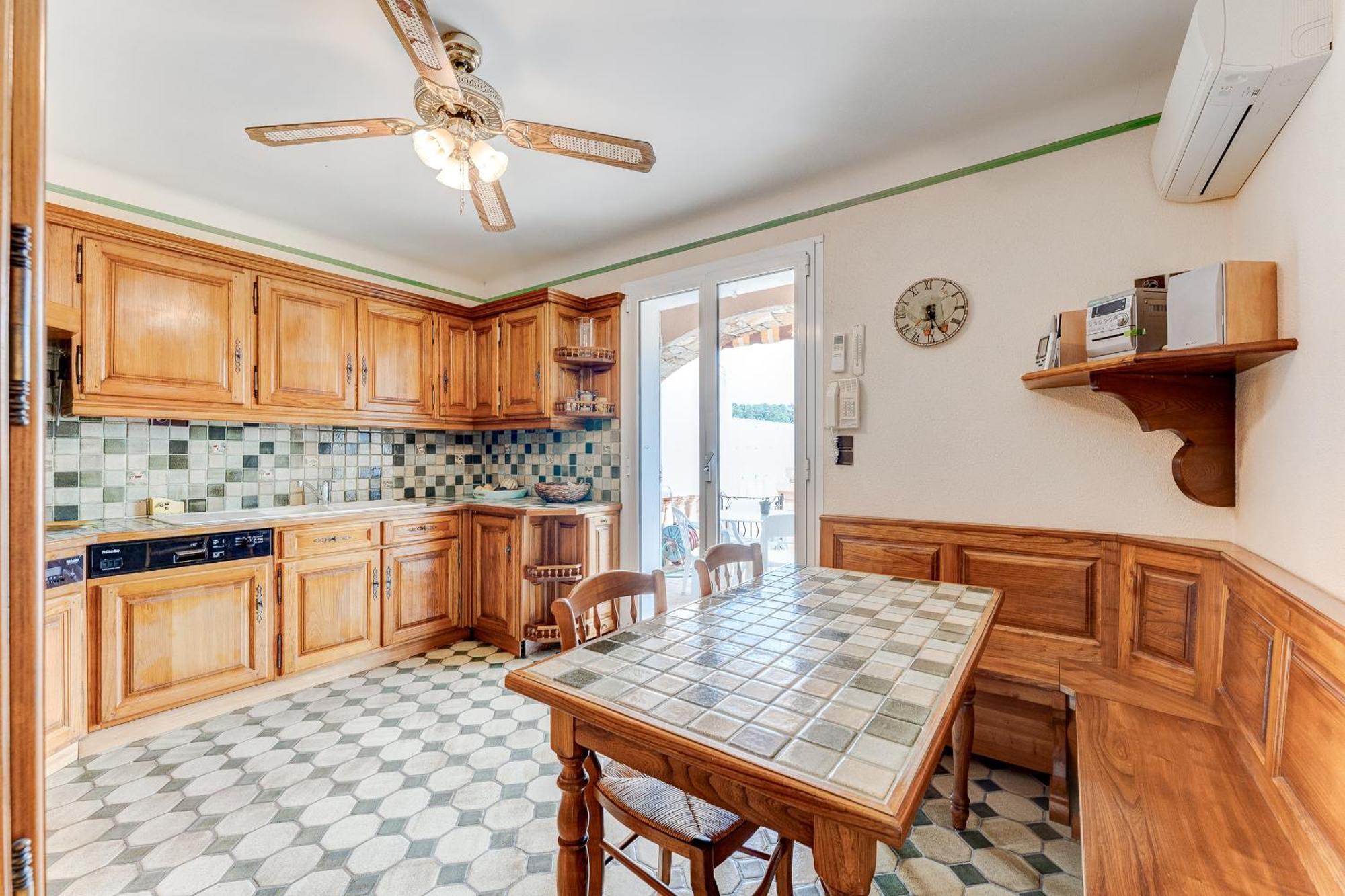 Villa Gilbert Vins-sur-Caramy 外观 照片